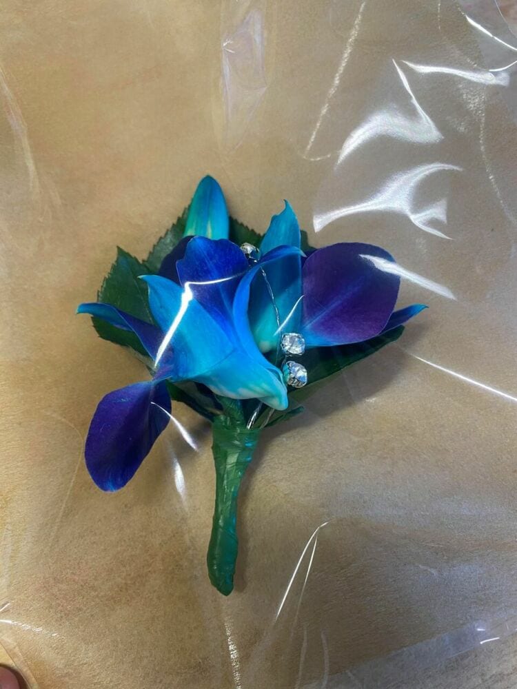`Blue Diamond` Buttonhole- 48hrs notice required/Pick up Only