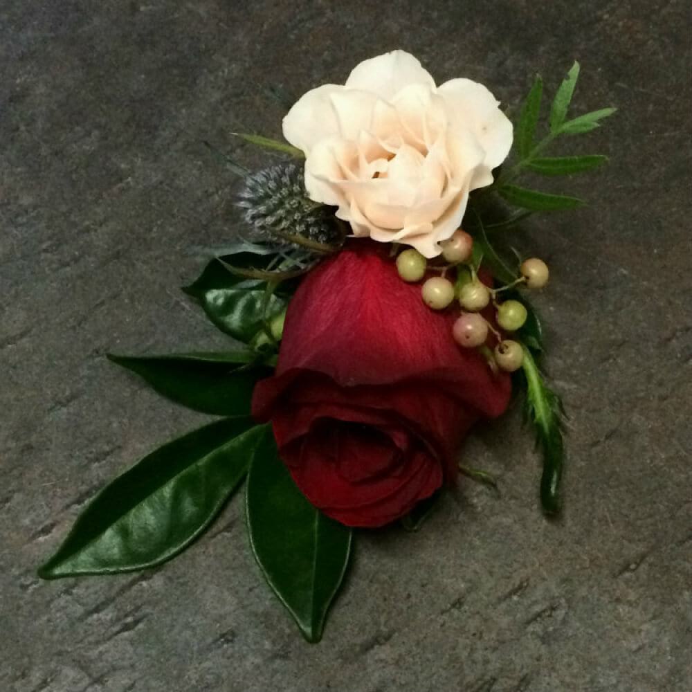 `ROMANCE` BOUTONNIÃˆRE - 48hrs notice required/Pick up Only