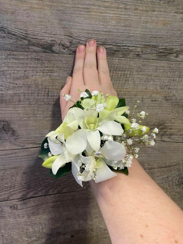 `DIAMOND` WRIST CORSAGE - 48hrs notice required/Pick up Only